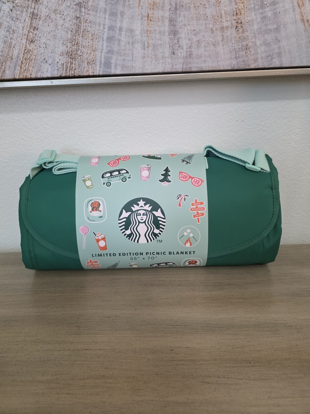 Starbucks Green Roll Up Picnic Blanket with Mint Band
